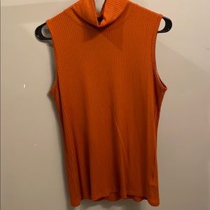Burnt Orange M ribbed collar tank
